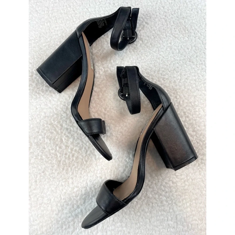 STEVE MADDEN • Friday Black Open-Toe Chunky Block Heeled Ankle Strap Sandals, 9 - Picture 10 of 16